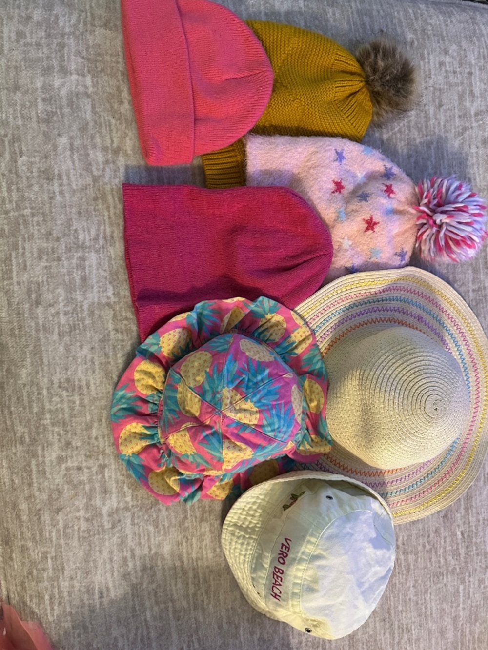 7 Kids hats accessory bundle